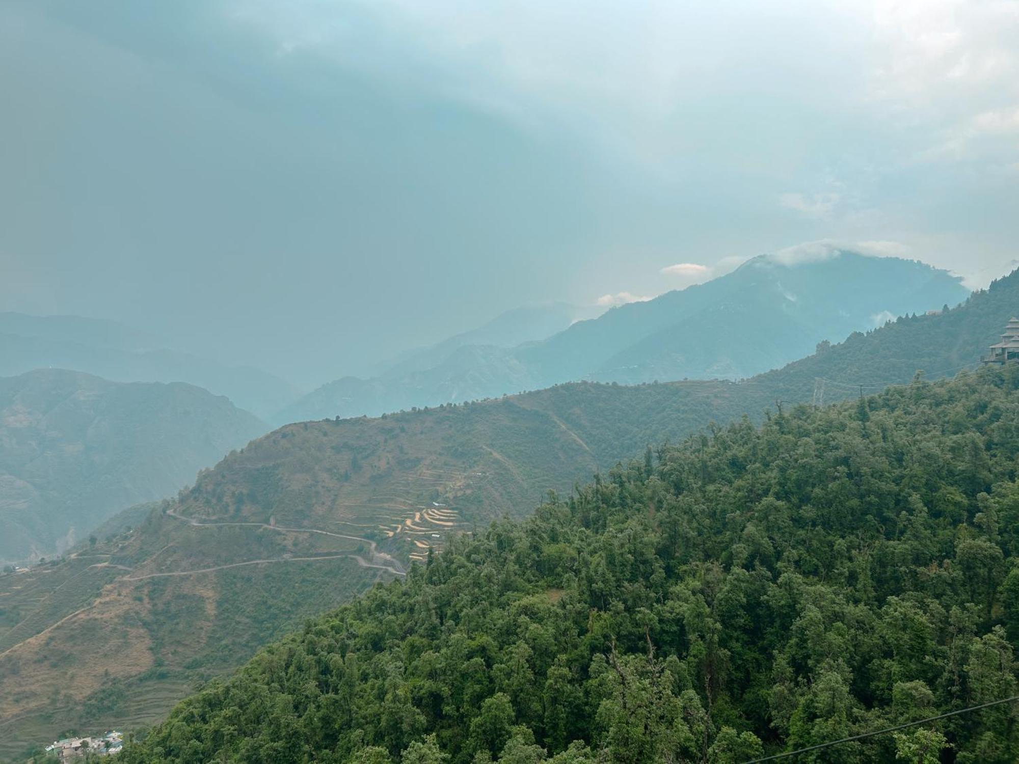 Queens Hill By Edge Mussoorie Exteriör bild