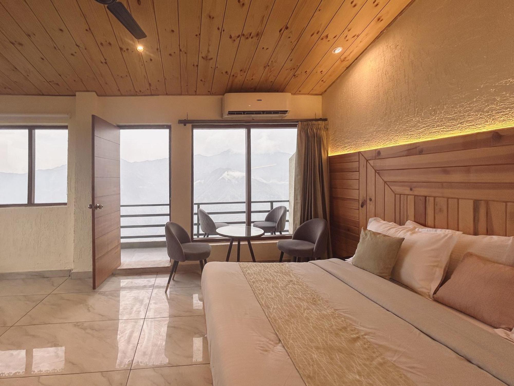 Queens Hill By Edge Mussoorie Exteriör bild