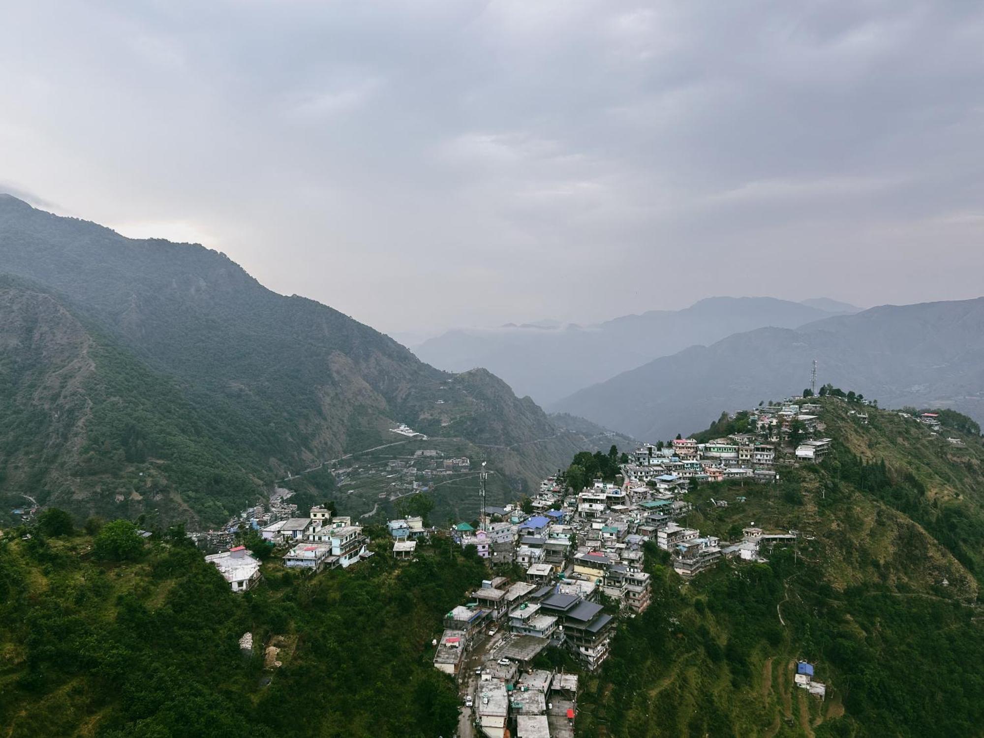Queens Hill By Edge Mussoorie Exteriör bild