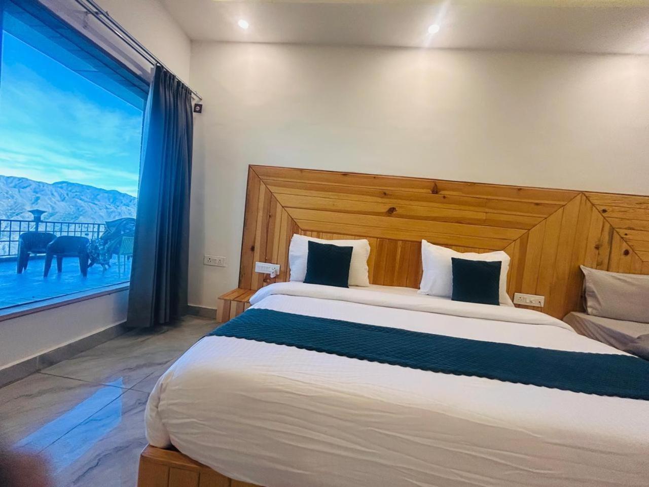 Queens Hill By Edge Mussoorie Exteriör bild